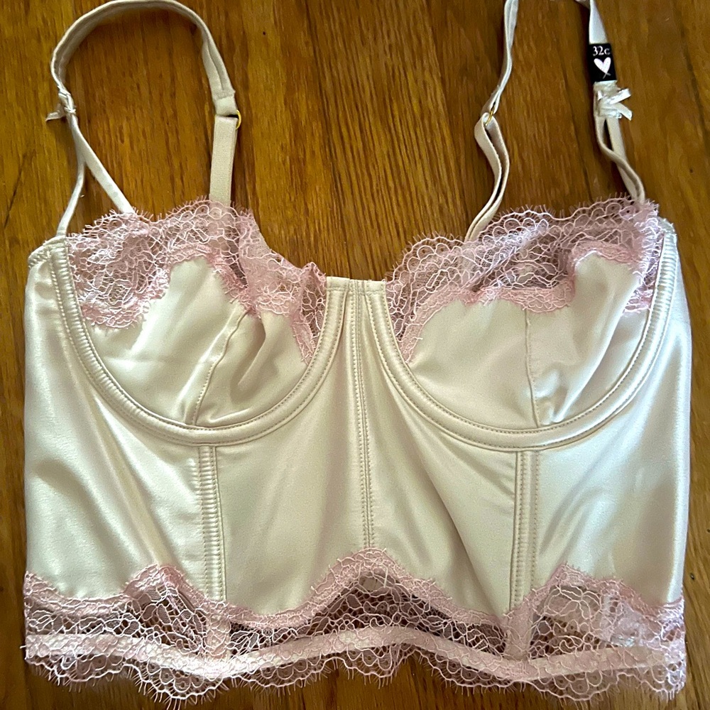 NWT Victoria’s Secret Bustier